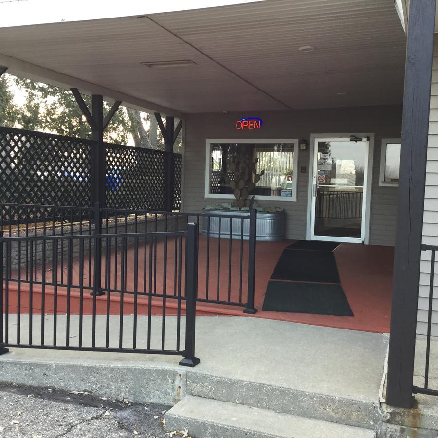 The Triangle Motel 앨마 외부 사진